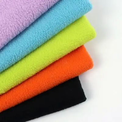 155cm de ancho Pincela doble lateral de un lado Anti-Pilling Tejido de lana polar para pijamas de invierno