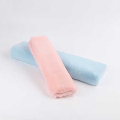 Tejido de peluche con una pila de 10-20 mm y una textura muy suave 100% de poliéster de piel de conejo