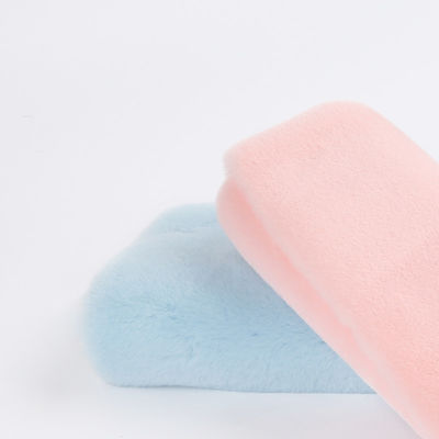 Tejido de peluche con una pila de 10-20 mm y una textura muy suave 100% de poliéster de piel de conejo