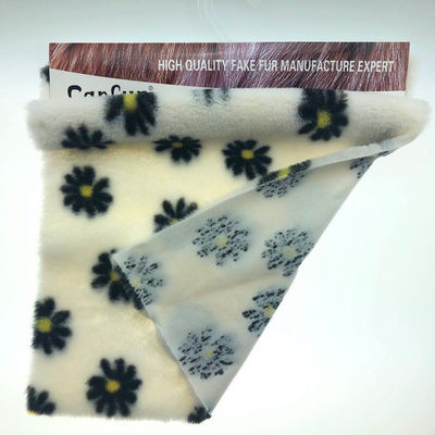 100% de poliéster Jacquard suave con patrón Impresión chaqueta de piel de conejo para un atractivo sofisticado