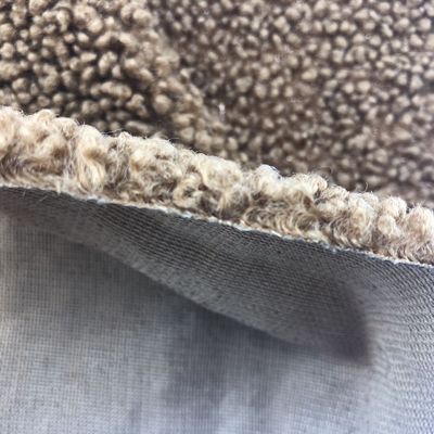 Tejido de piel falsa Sherpa 100% poliéster de peso medio para juguetes y prendas de vestir