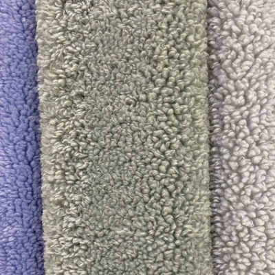 Tejido de piel rizada artificial 100% poliéster para prendas de cualquier color