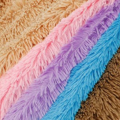Tejido Plush PV de punto de peso medio 260GSM para la fabricación de revestimientos de juguetes y prendas de vestir