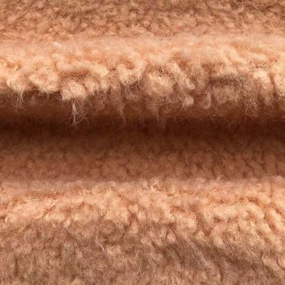 Repelente de manchas 100% poliéster Particulas personalizadas abrigo de lana de cordero para tejidos femeninos