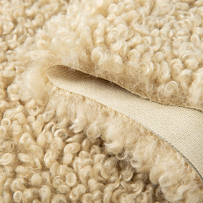 Patrón Plush Personalizar Impresión de color sólido Tejido de peluche falso para hacer abrigos de invierno