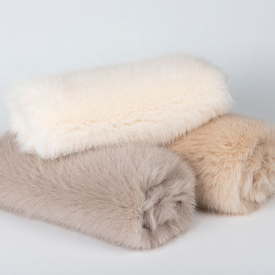 Pelusuras artificiales de sherpa 100% de poliéster de alto peso para la producción de ropa de invierno