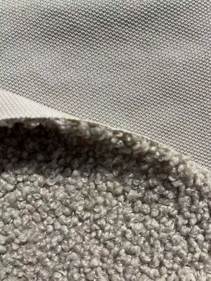 Tejido suave y versátil 100% poliéster de color sólido de tejido de lana de peluche de punto para prendas de vestir