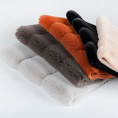 Tejido de piel de conejo de peluche solar suave cepillado 100% poliéster Contigo de hilo 80S × 80S