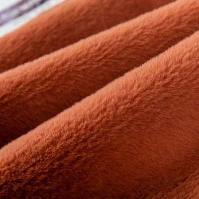 Tejido de piel de conejo trenzado para prendas cómodas y de moda
