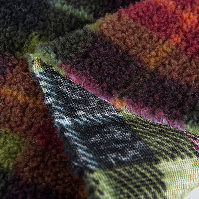 Tejido de peluche de poliéster 100% Jacquard Tejido Sherpa Perfecto para lanzar mantas