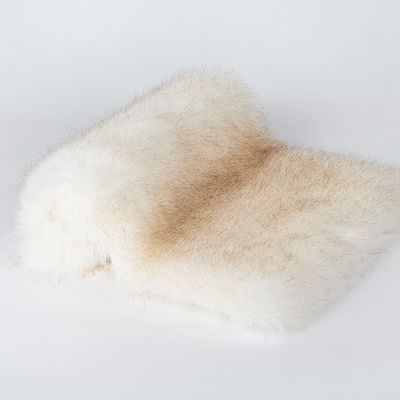 Técnicas de apoyo de tejido de punto de peluche de alto peso Cabello largo Piedra suave de piel falsa para y tela
