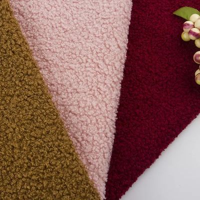 Tejido de piel de oso de peluche para abrigo de invierno ancho 58/60 "Cualquier color en PANTONE se puede suministrar