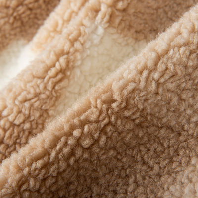 Tejido de poliéster 100% de punto Jacquard Cordero Borg Sherpa de lana para ropa