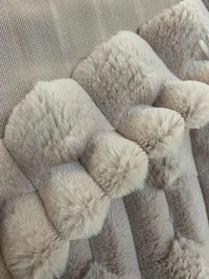 Tejido de piel falsa de pila corta suave y duradera para el hogar textil Técnicas de apoyo de punto