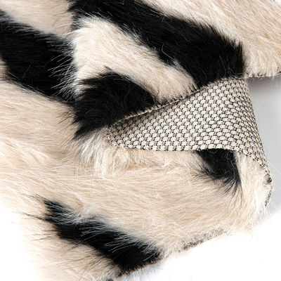 58/60" de ancho Jacquard Tejido de piel falsa artificial para abrigo 100% Acrílico Material delantero